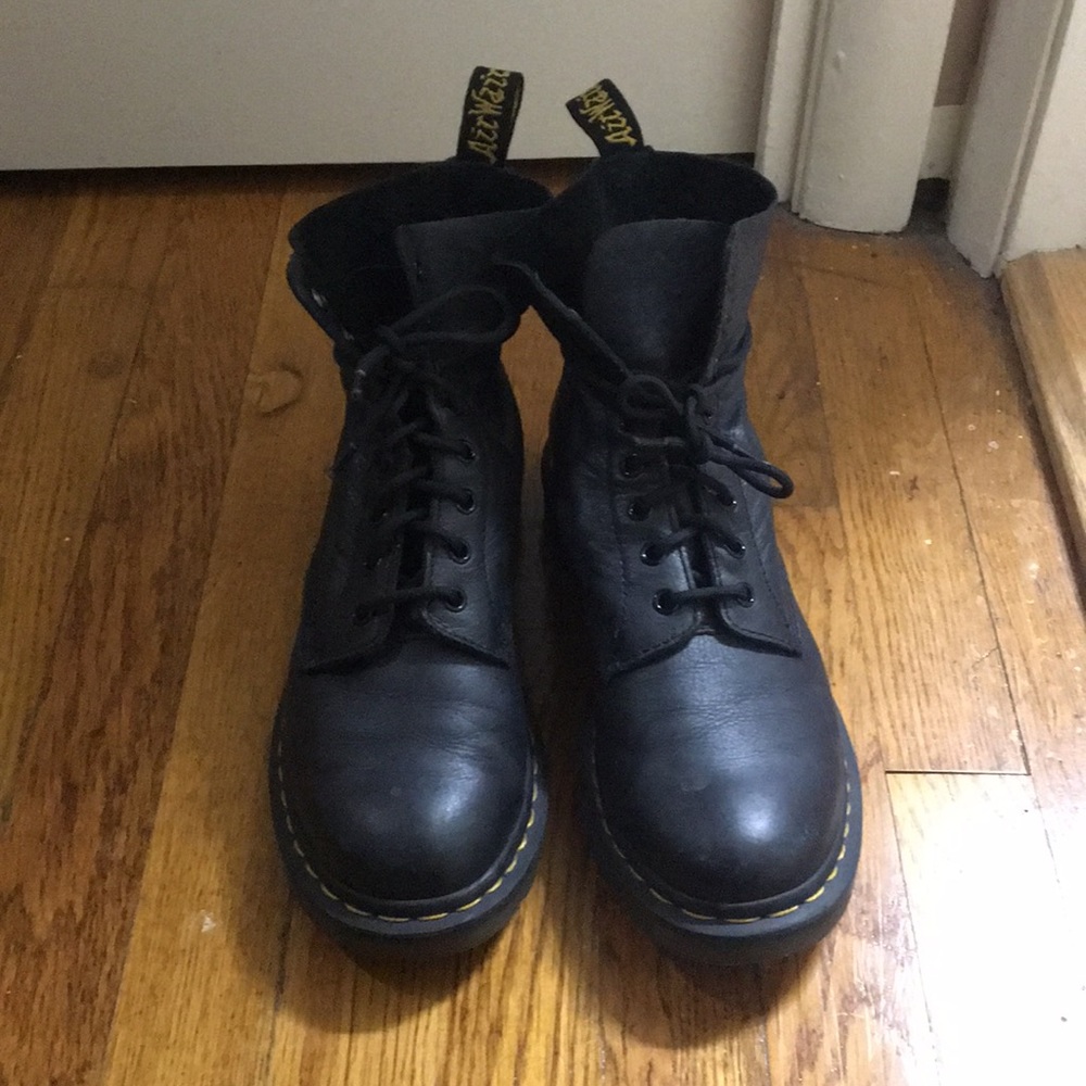 Black Doc Martens Pascal 8 Eye Boot